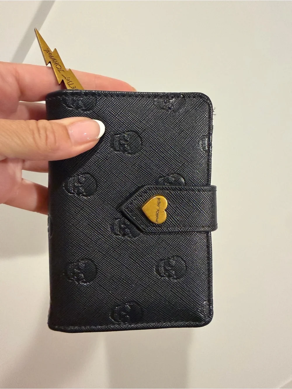 Betsy Johnson Skullicious Wallet
